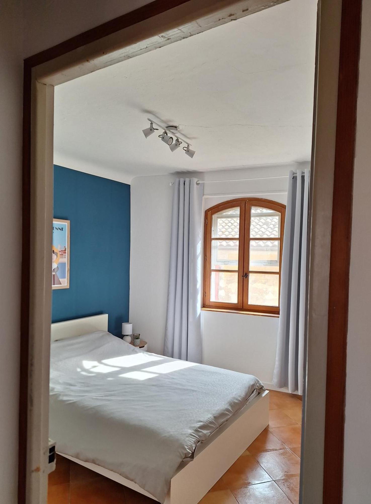 La Garriguette Appart Centre Historique Calme Climatise 6 Couchages Arles Exterior foto